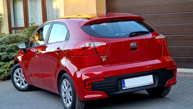 Kia Rio cena 37900 przebieg: 114000, rok produkcji 2016 z Nasielsk małe 562